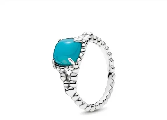 Кольцо из серебра с голубым кубическим цирконием
