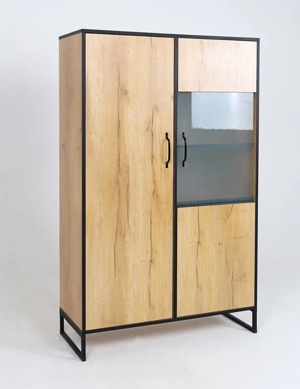 shkaf_vitrina_virton_21_v_magazine_alesha_v_blagoveshchenske