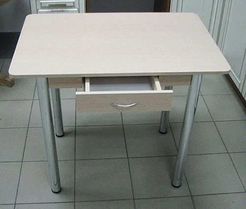 Стол обеденный прямоугольный с ящиком (Дуб выбеленый) КДД