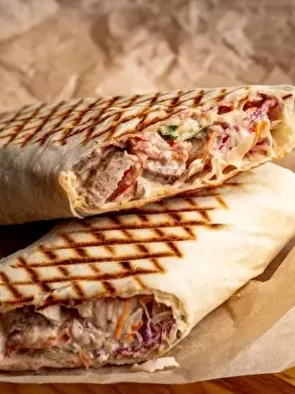 Шаурма с кебабом из говядины