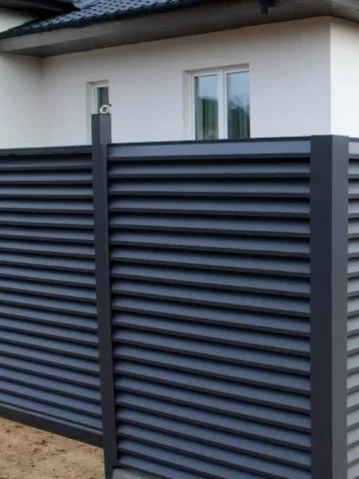 Строительство и монтаж заборов из профлиста (профнастила)