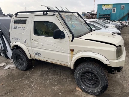 Фото для Дверь боковая SUZUKI JIMNY WIDE JB33W G13B 1997/Цвет Z2A перед. прав. (б/у)