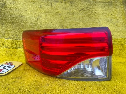 Фото для Стоп-сигнал TOYOTA AVENSIS ZRT272/272W/ZRT270/ZRT271/ADT270/ADT271/AZT270/WWT270/WWT271 3ZRFAE 2012/05 задн. лев. (б/у)