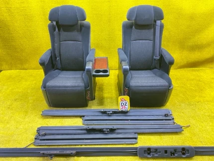 Фото для Сидение комплект TOYOTA ALPHARD/VELLFIRE GGH20W/GGH20/GGH25W/GGH25/ANH20W/ANH20/ANH25W/ANH25/ATH20W/ATH20 2GRFE (б/у)