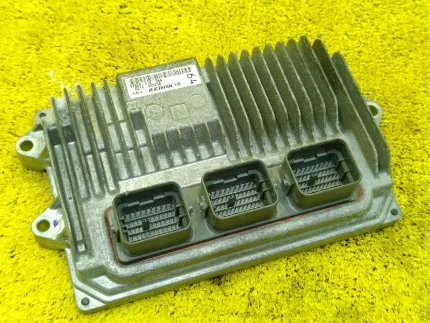 Фото для Блок управления двс HONDA VEZEL RU4 LEB 2014/Цвет NH823M перед. (б/у)