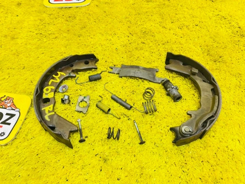 Фото для Механизм стояночного тормоза MITSUBISHI PAJERO IO H76W 4G93T 2003/A19C задн. лев. (б/у)