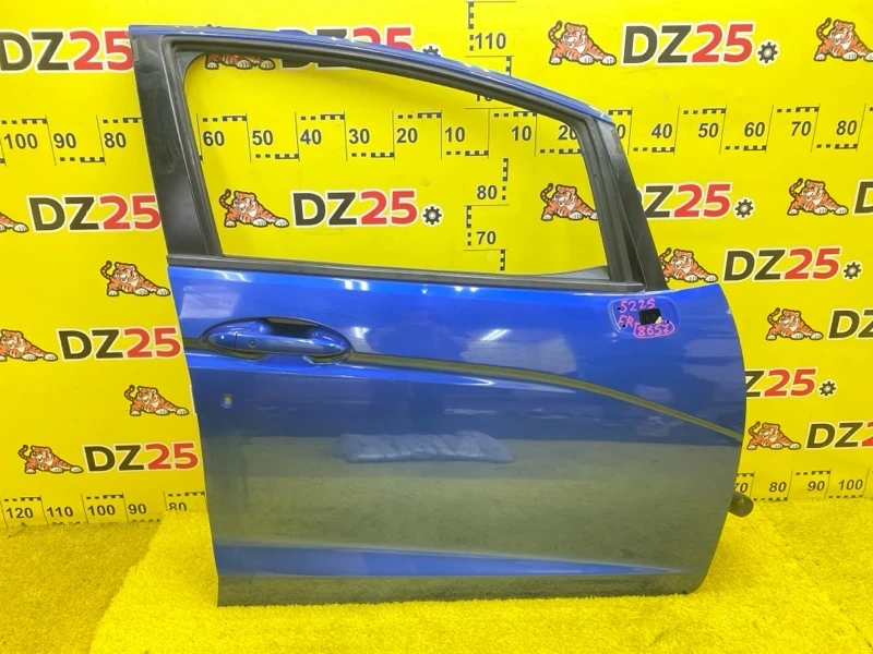 Фото для Дверь боковая HONDA FIT/SHUTTLE/JAZZ GK4/GP5/GP6/GP7/GP8/GK3/GK5/GK6/GK8/GK9 LEB 2013/Цвет B593M перед. прав. (б/у)