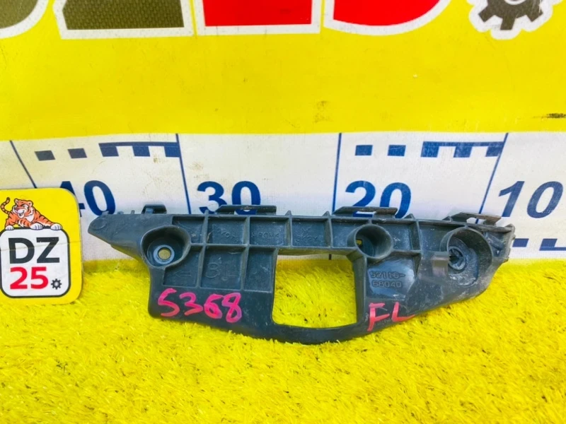 Фото для Крепление бампера TOYOTA WISH ZGE25W 2ZRFAE 2012/Цвет 202 перед. лев. (б/у)